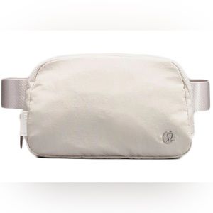 NWT Lululemon Everywhere Belt Bag - White Opal